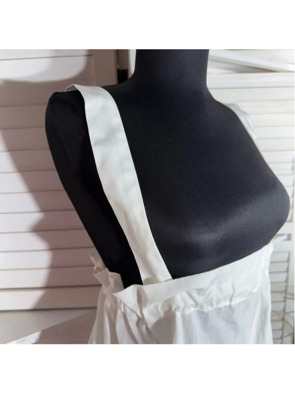 Vintage retro maid